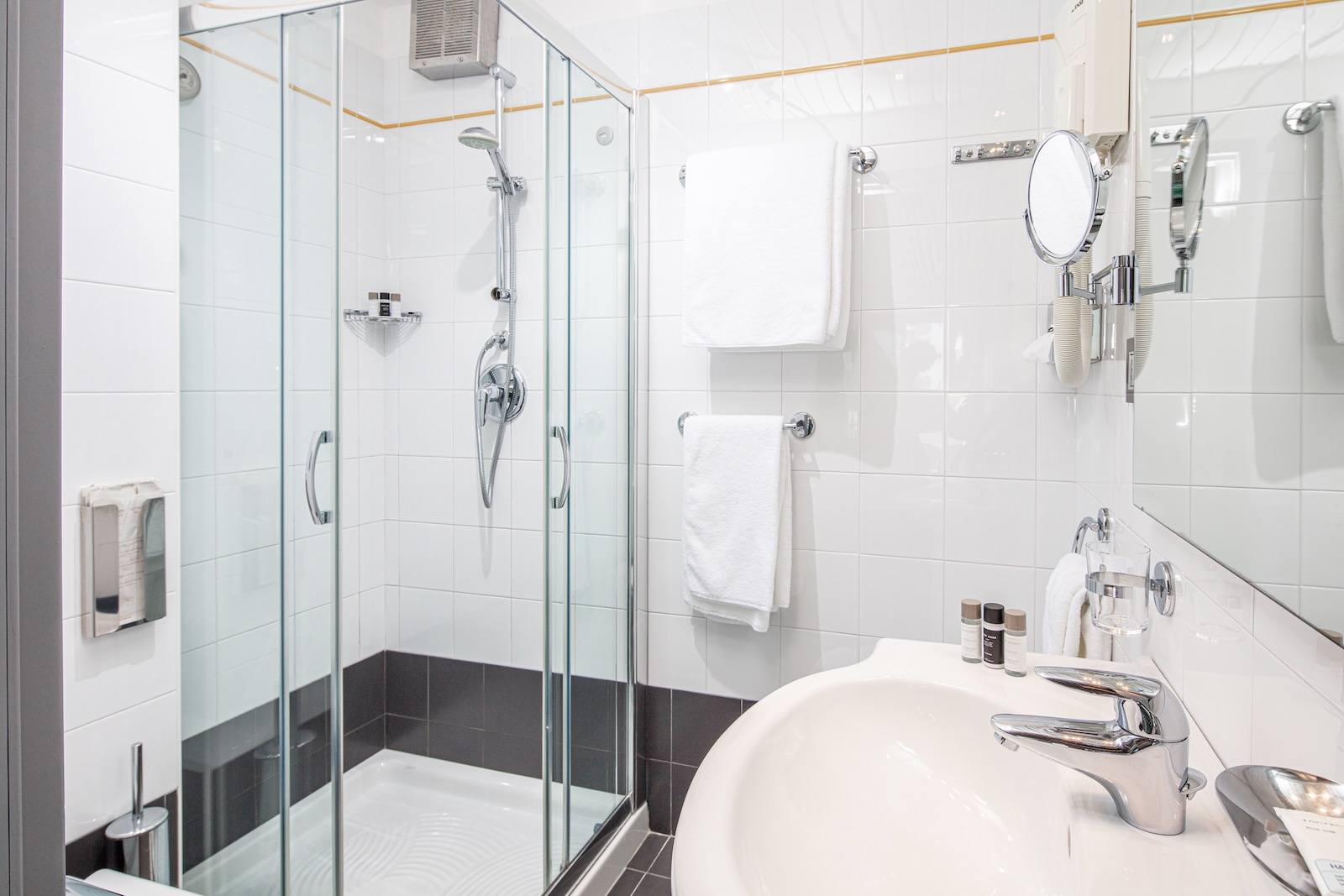 Suites Hotel Monaco Lignano - Comfort Room - 2